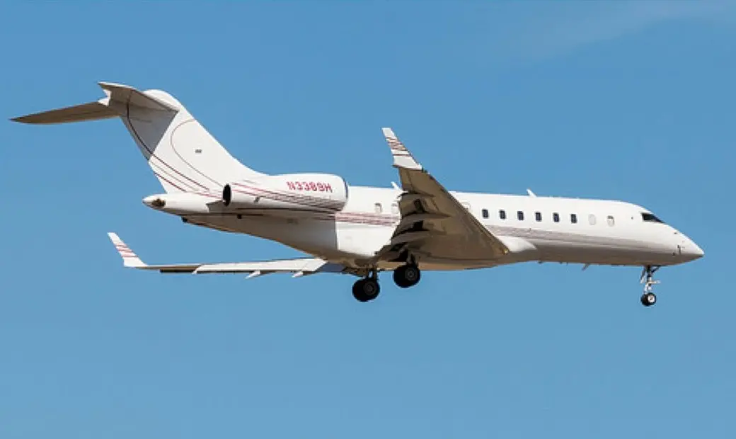 Bombardier  Global 5000 -Enhanced Cockpit 1