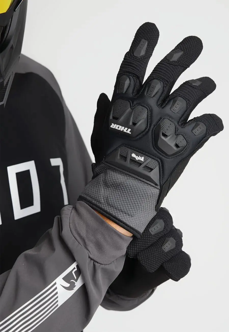 Thor Glove Terrain Black Charcoal 3