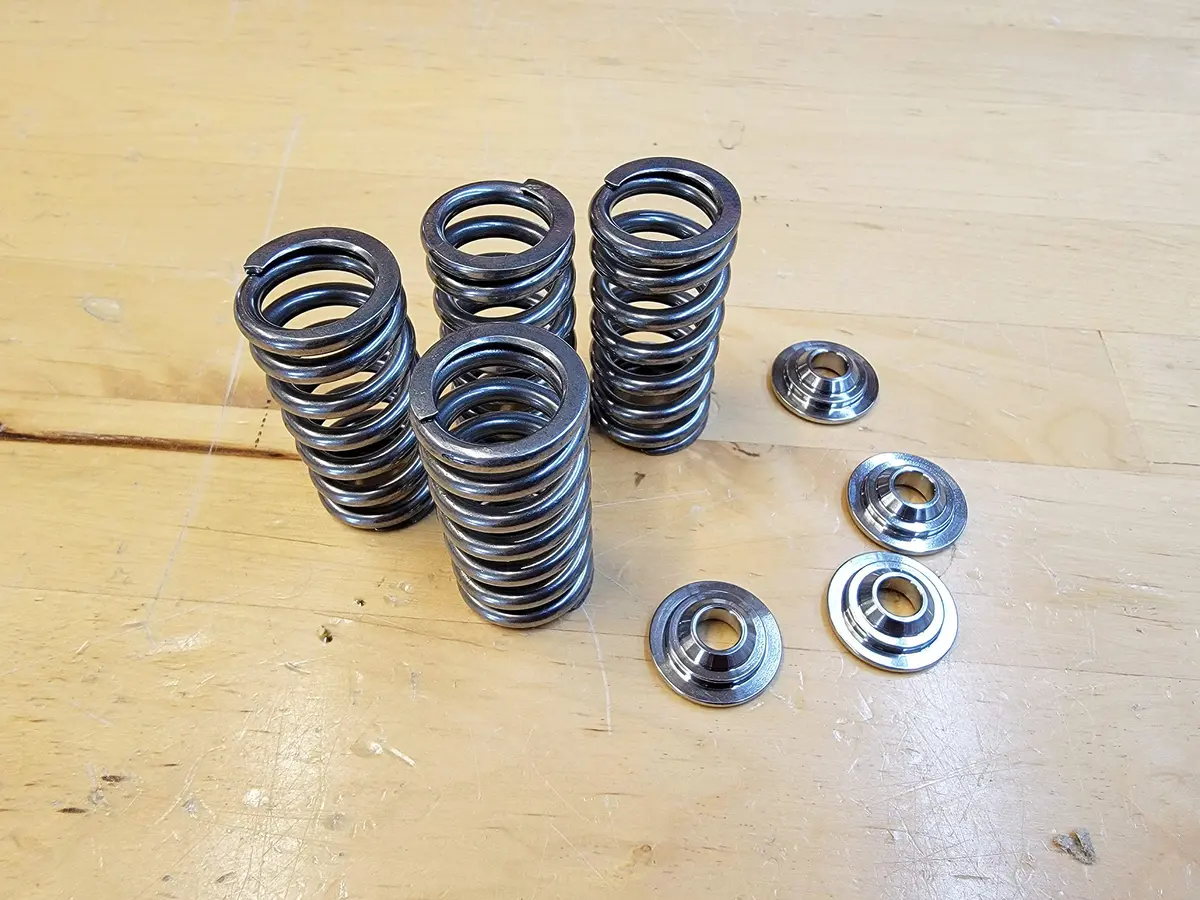 Ultra Sonic Cleaning Springs, Retainers, & Valves 1