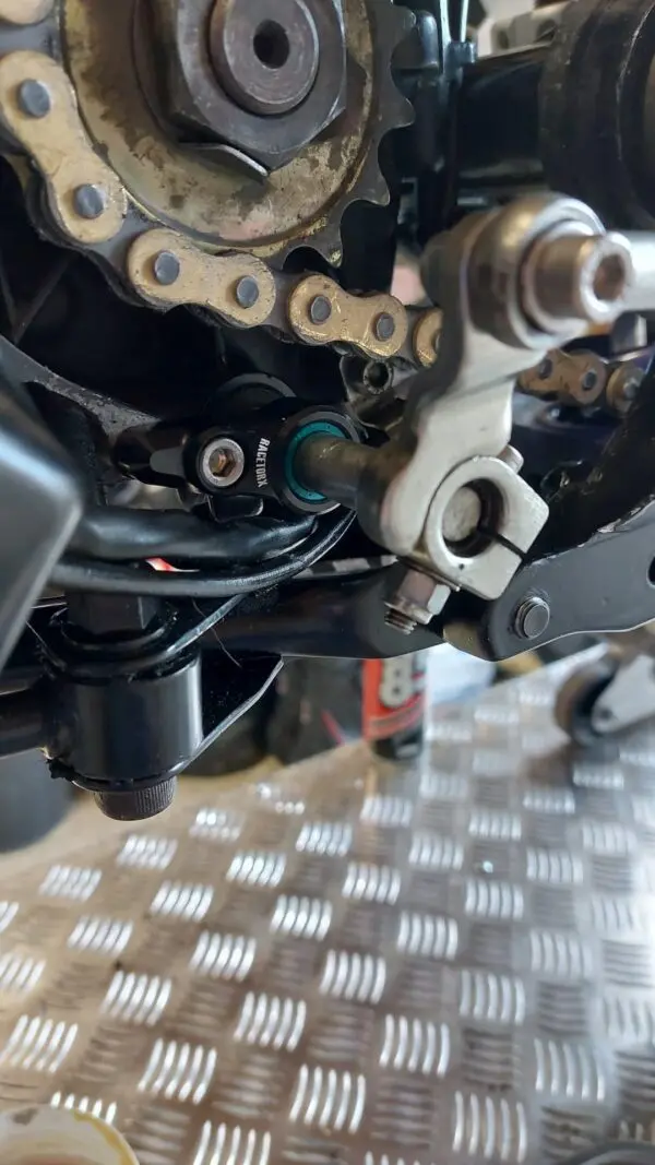 Racetorx Yamaha Tzr250 Tdr250 R1z250 Gear Shift Support 2