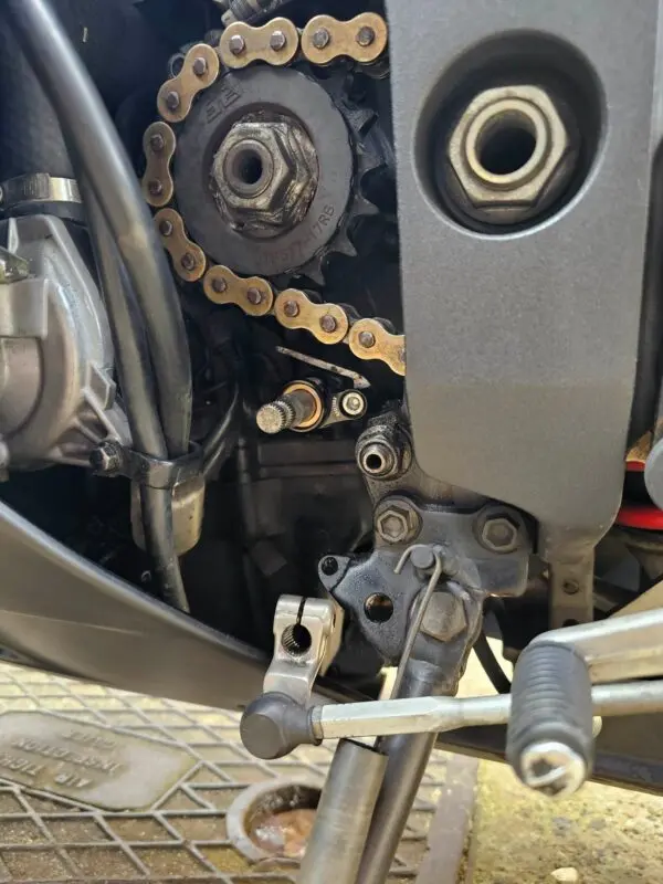 Racetorx Kawasaki Zx12r Gear Shift Support 2