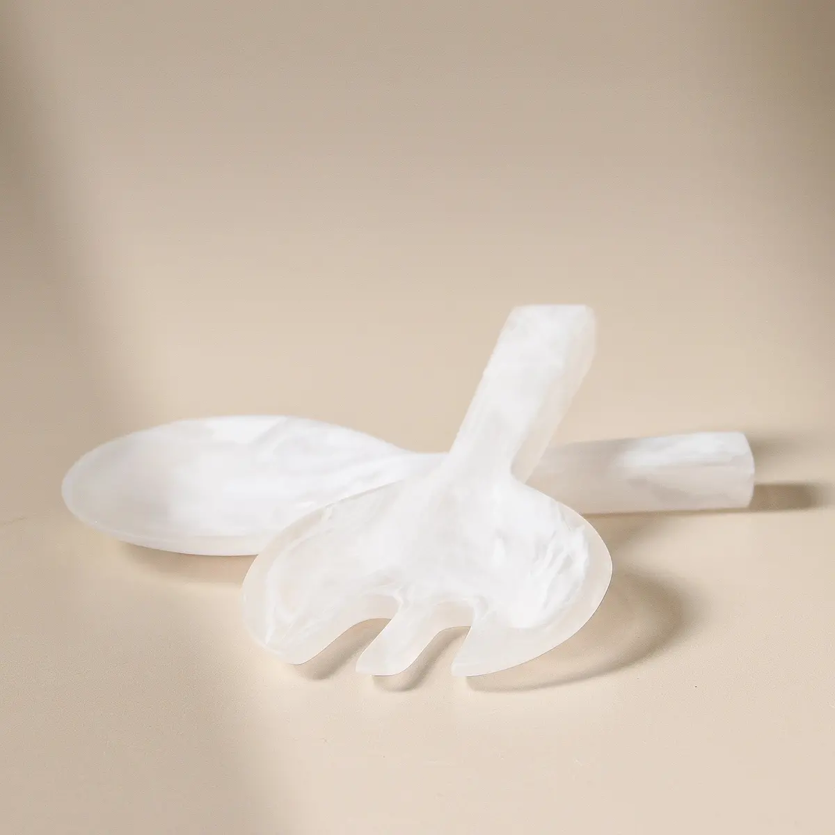 Short Handle Salad Servers - White Swirl 1