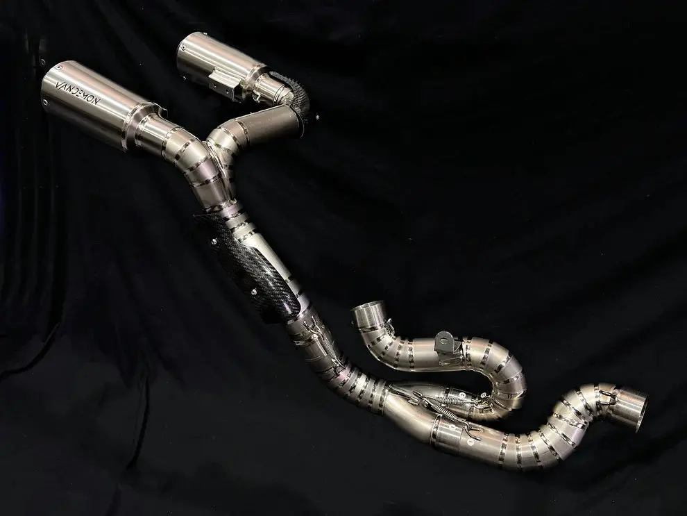 Vandemon Performance Ducati Panigale & Streetfighter V4 Titanium High Mount 3/4 Slip-On 2018-2022 1