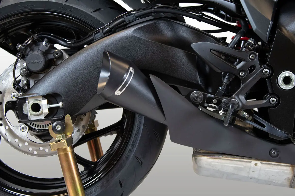 M4 Exhaust Gp Black Slip On 2020 Katana Su6212-Gp19 1