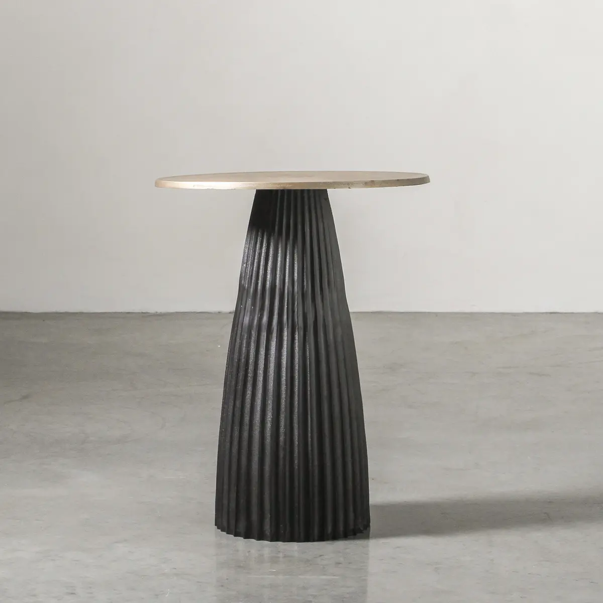 Alba Side Table 1