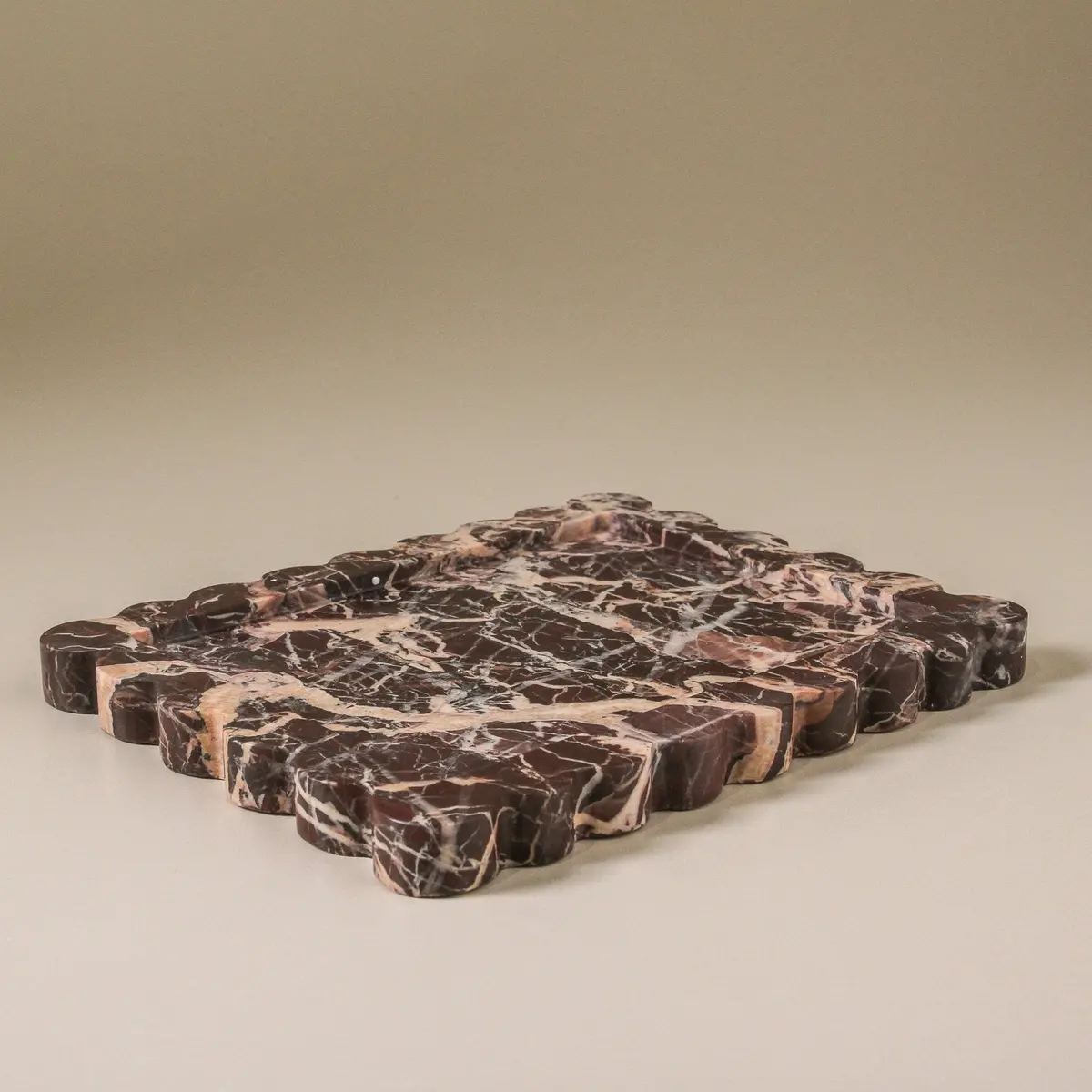 Arabesque Tray Cherry Marble 1