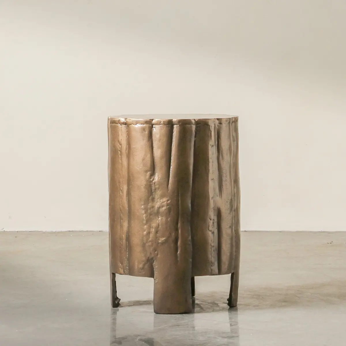 Bark Side Table 1