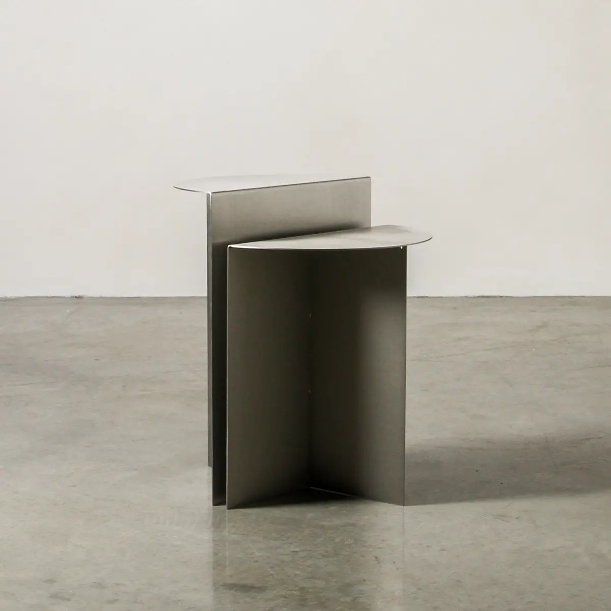 Centro Side Table 1