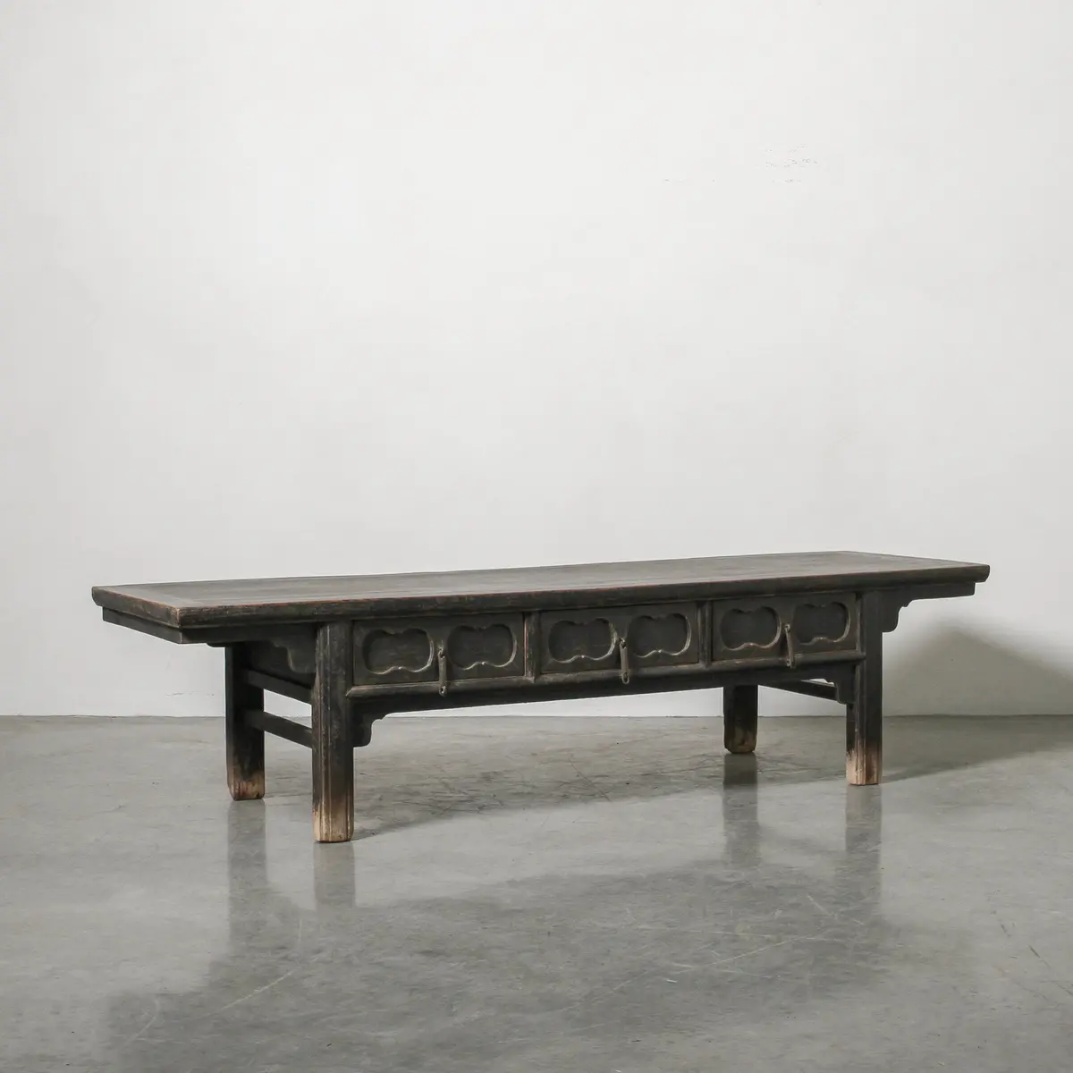 Chinese Antique Coffee Table 1