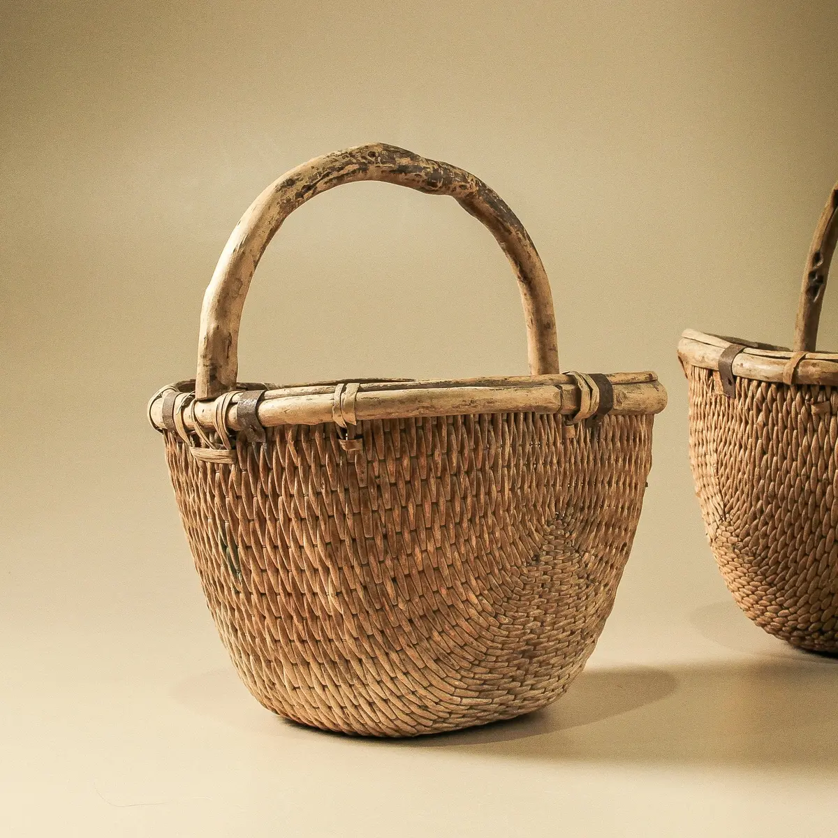 Chinese Vintage Reed Basket 2