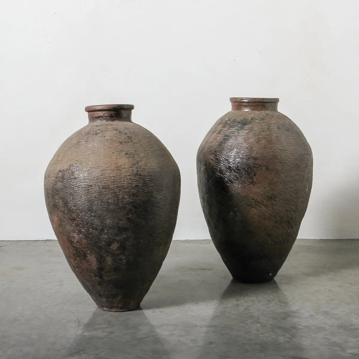 Chinese Vintage Yunnan Pot 1