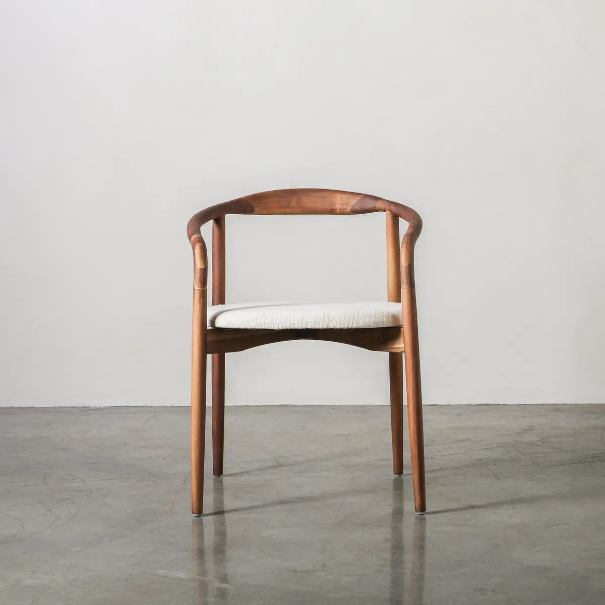 Essence Dining Chair Fabric/Walnut 1
