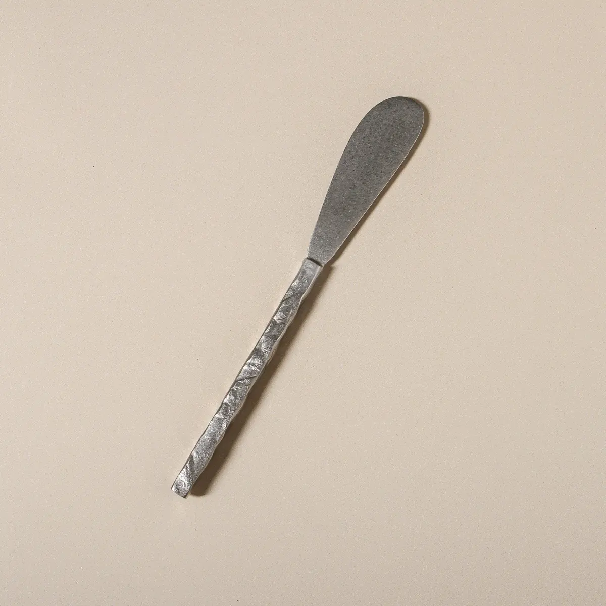 Etcher Spread Knife 1