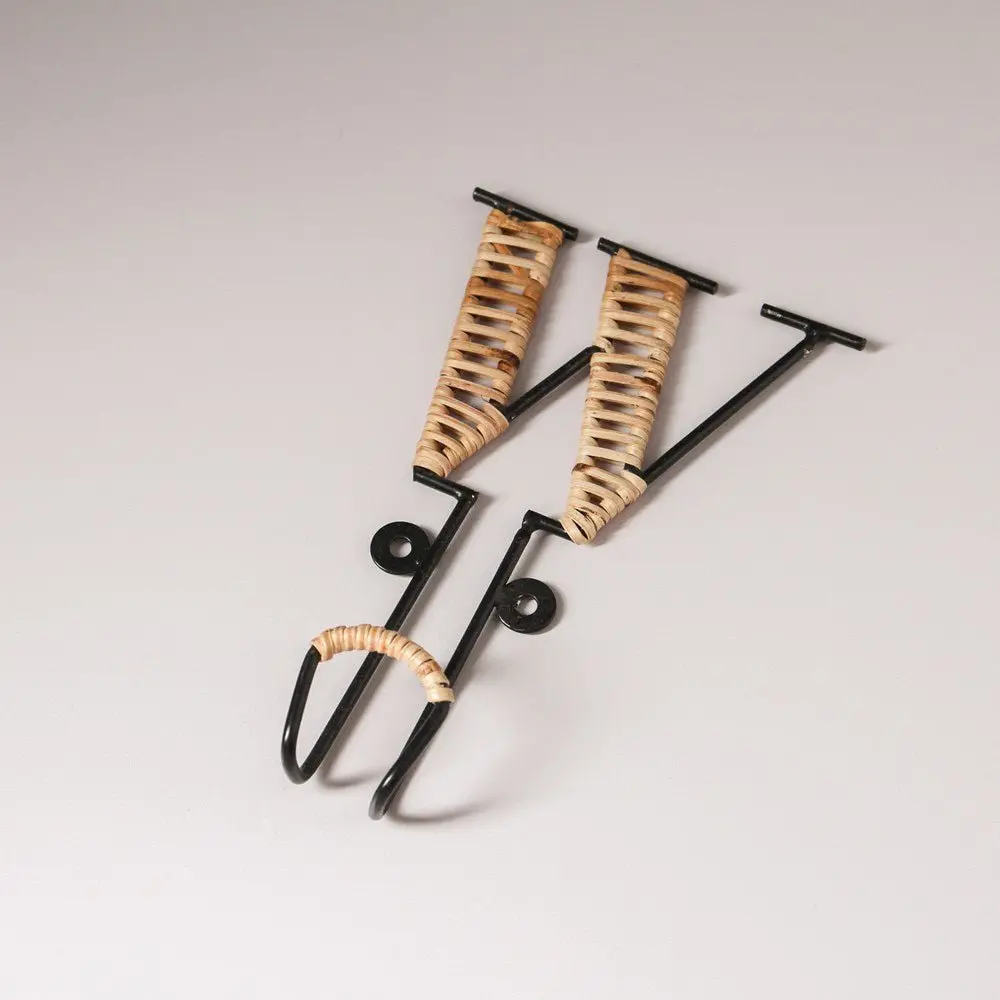 Forged Alphabet Hook W 1