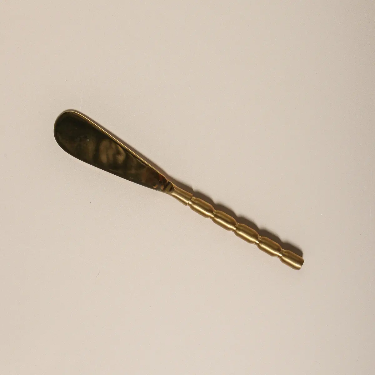 Form Spread Knife 1