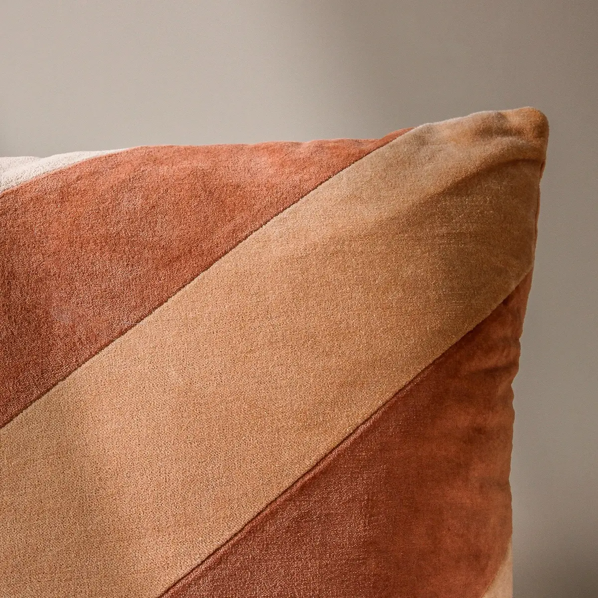Frankie Cushion Apricot/Salmon 2