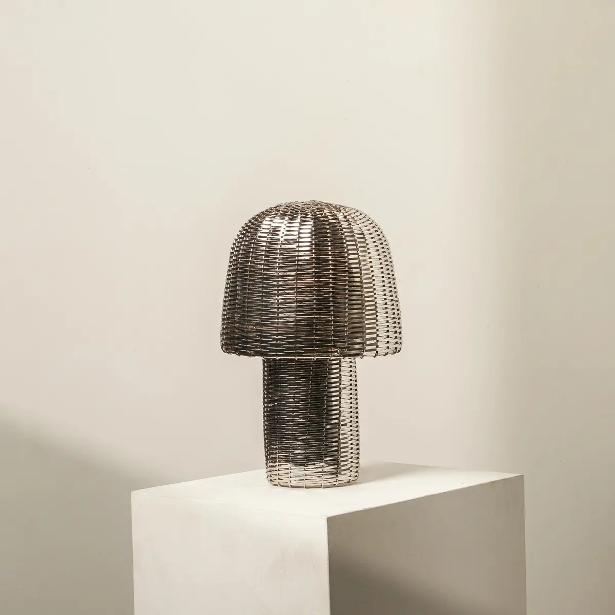 Gild Table Lamp 1