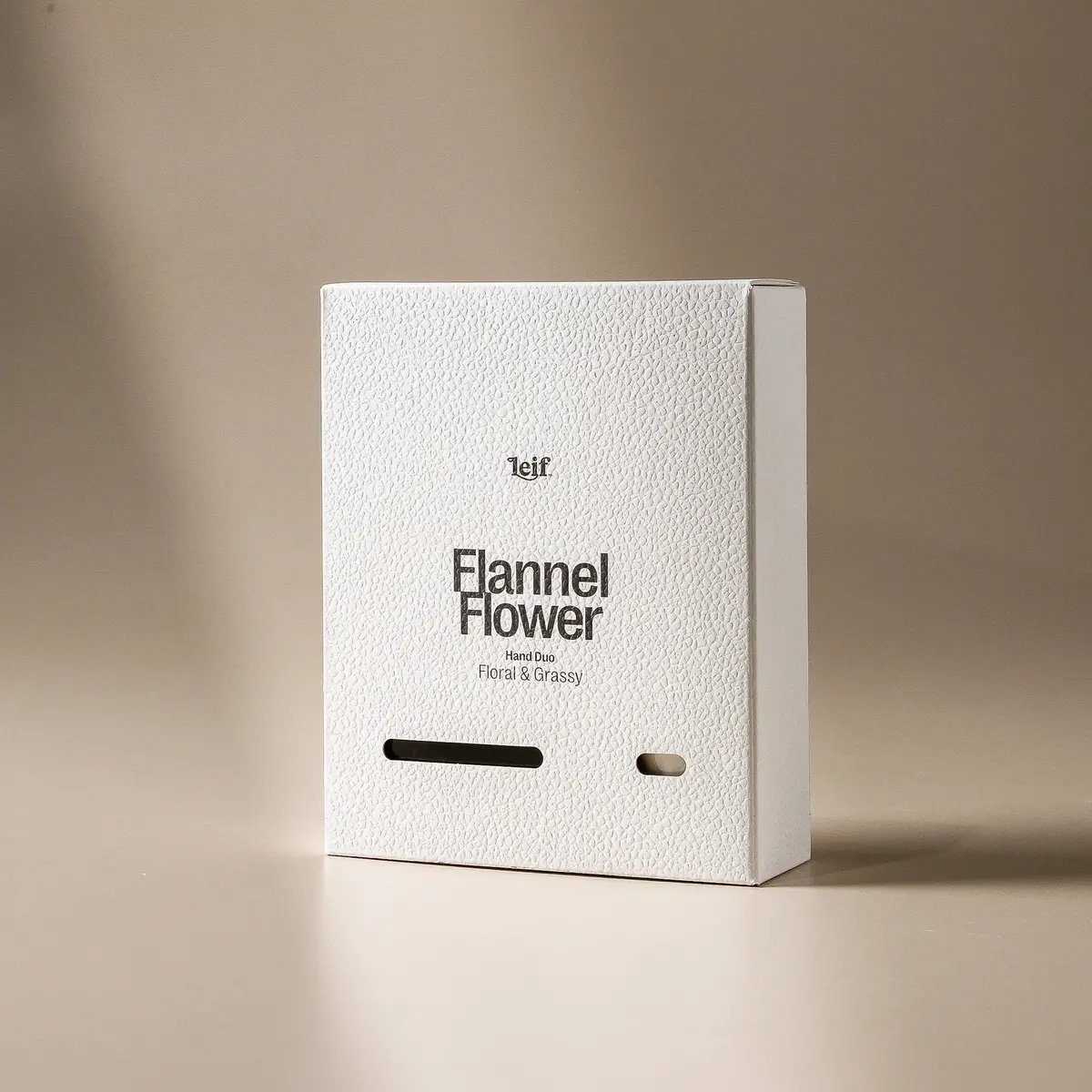 Hand Duo Sml - Flannel Flower 1