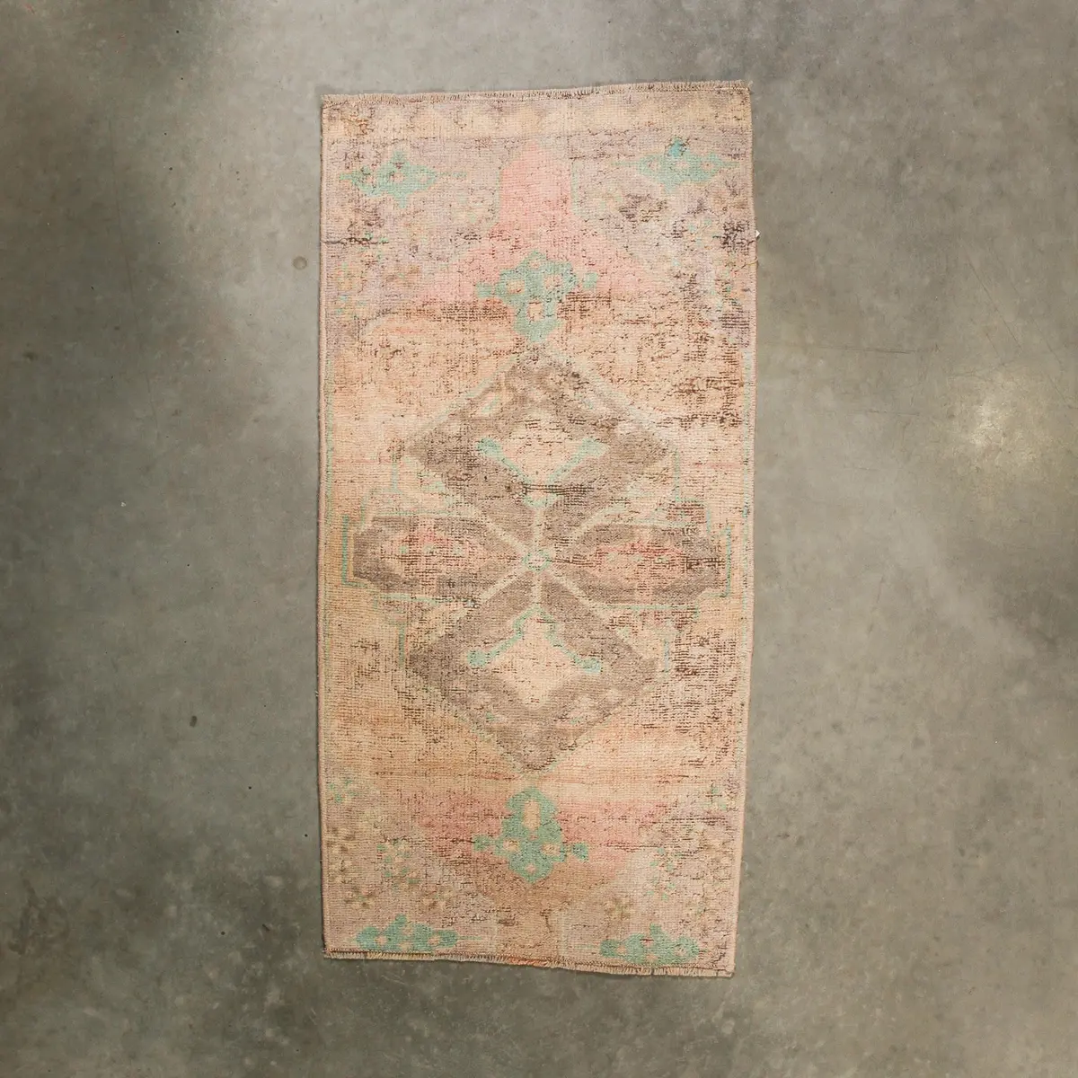 Iplik Vintage Anatolian Accent Rug 1