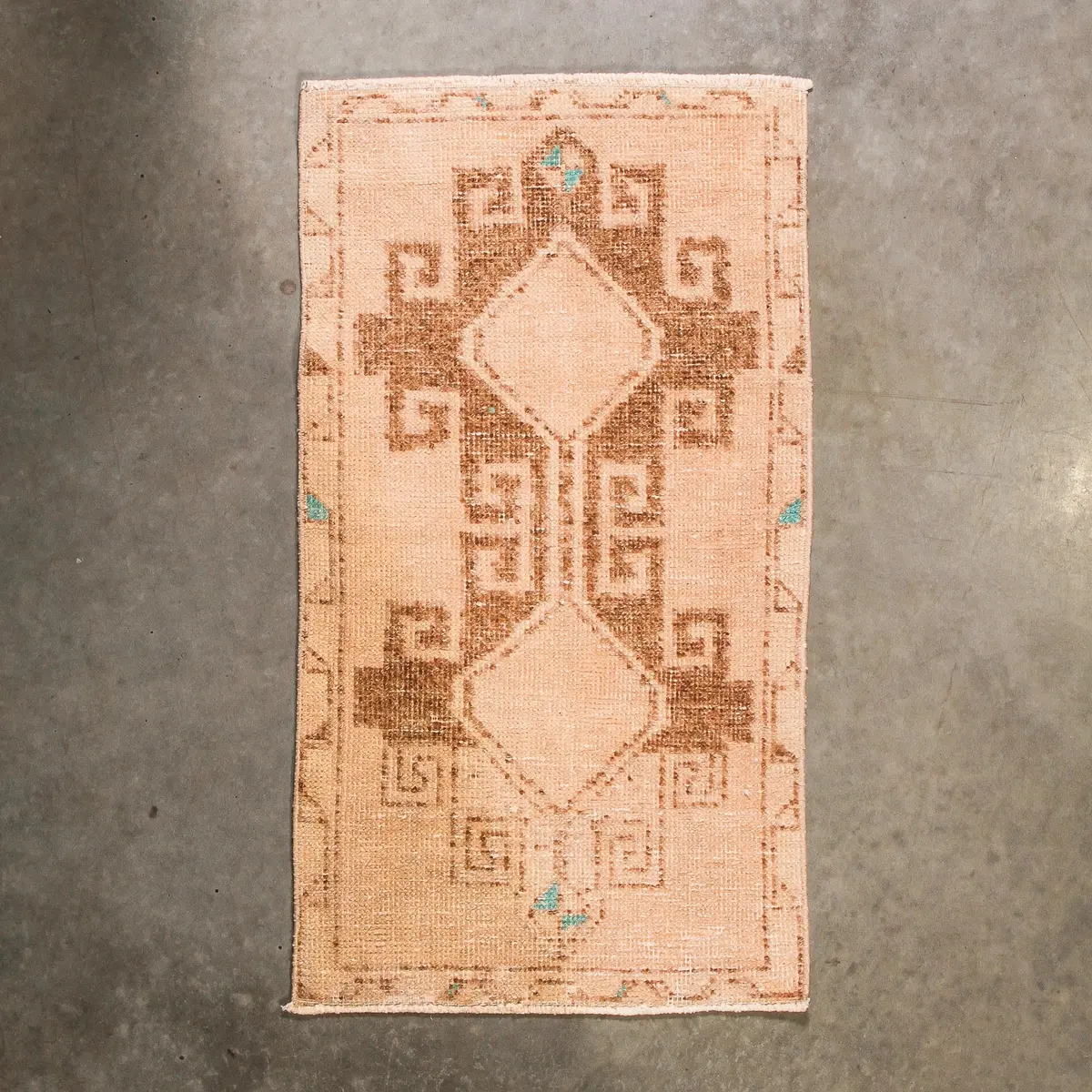 Kum Vintage Anatolian Accent Rug 1