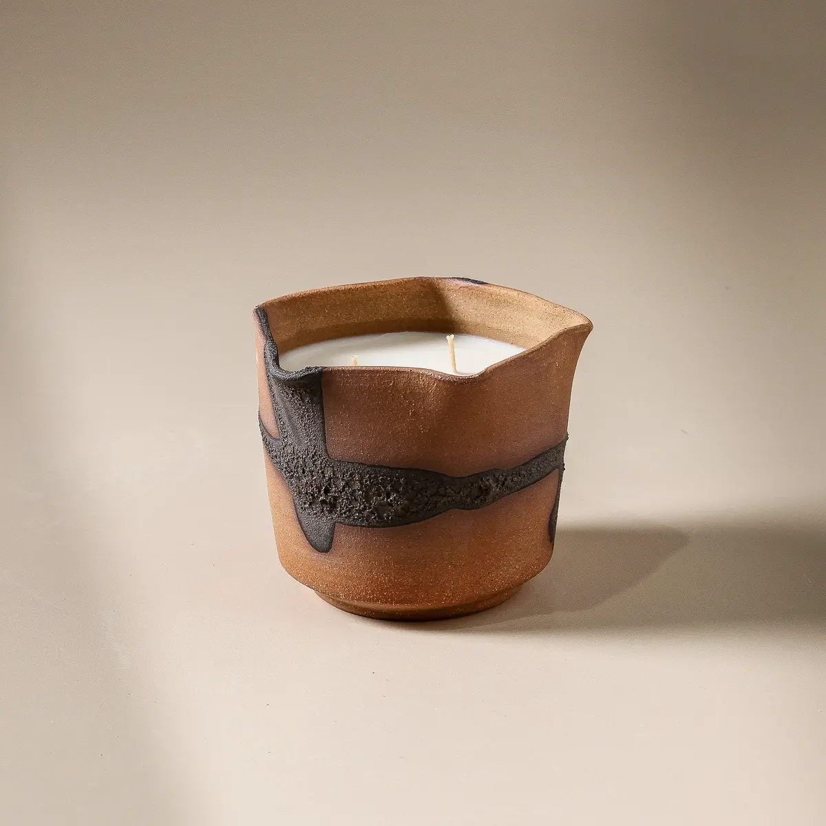 Lahar Candle Curved - Volcanic Embers 1