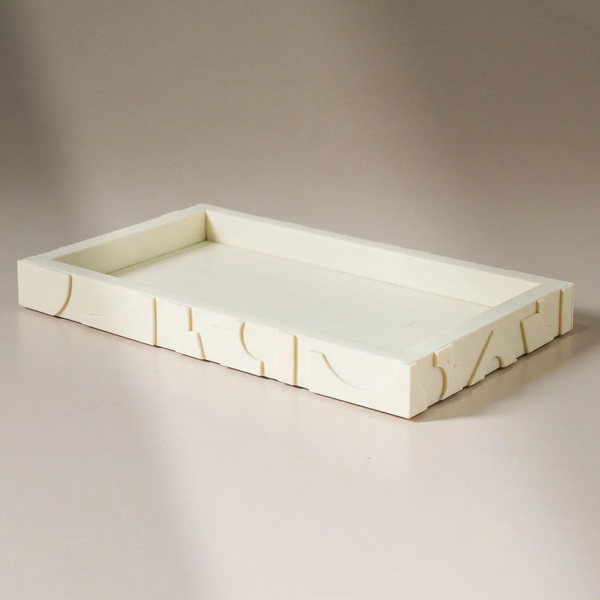 Muse Resin Tray 1