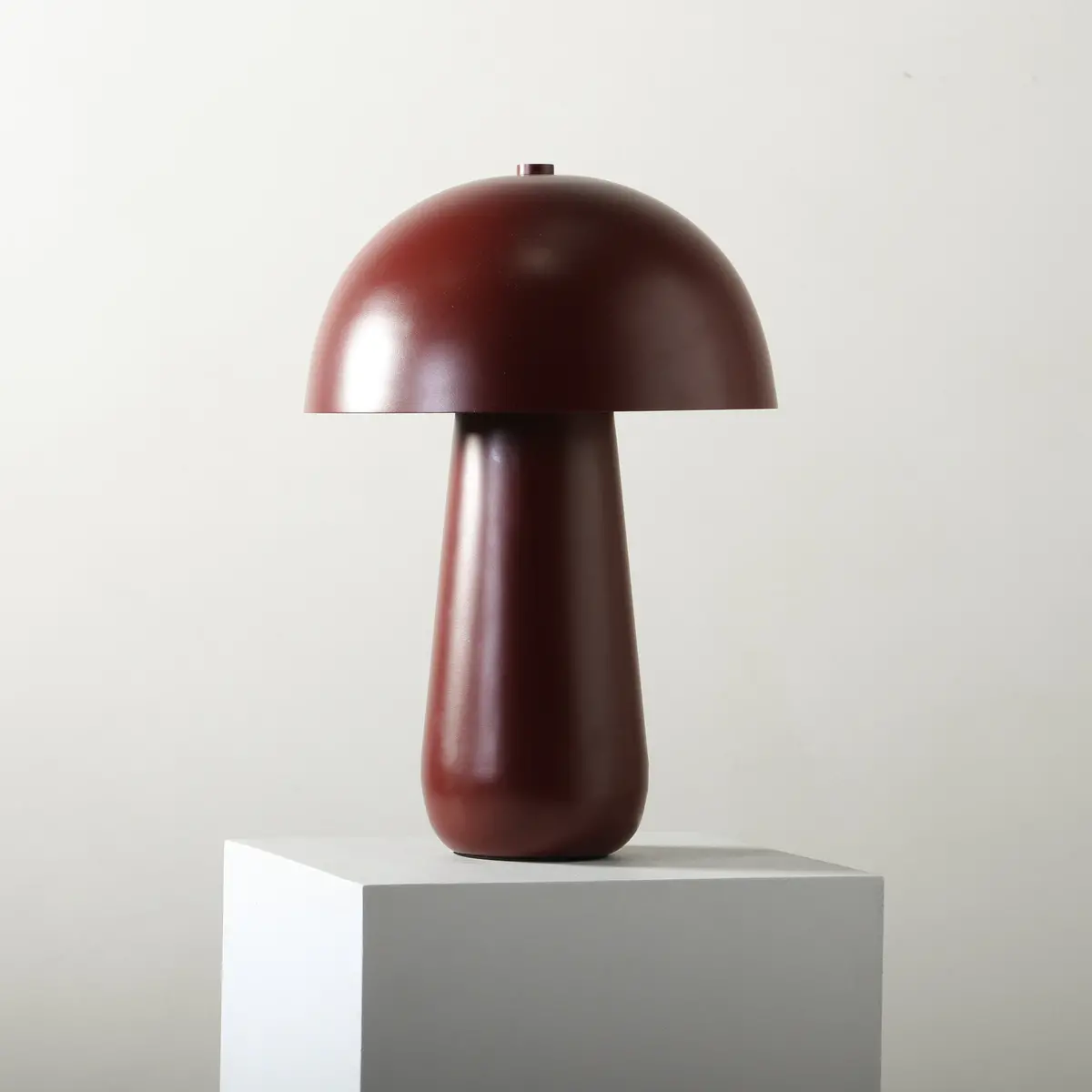 Nimbus Table Lamp Burgundy 1