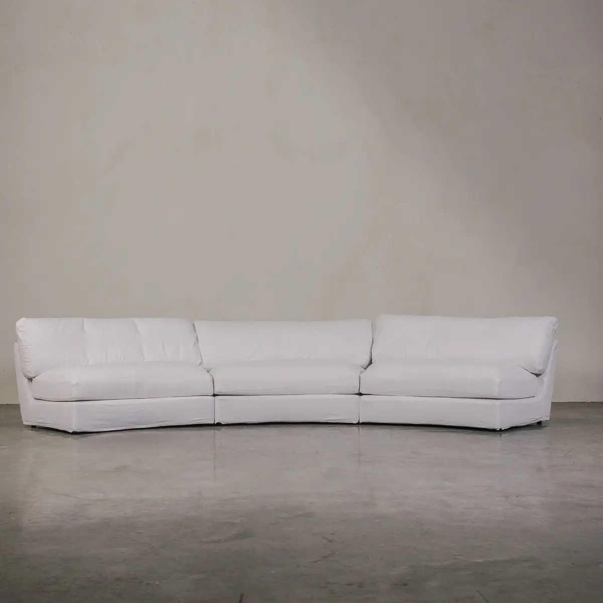 Obscura 6 Seater Sofa - White 1