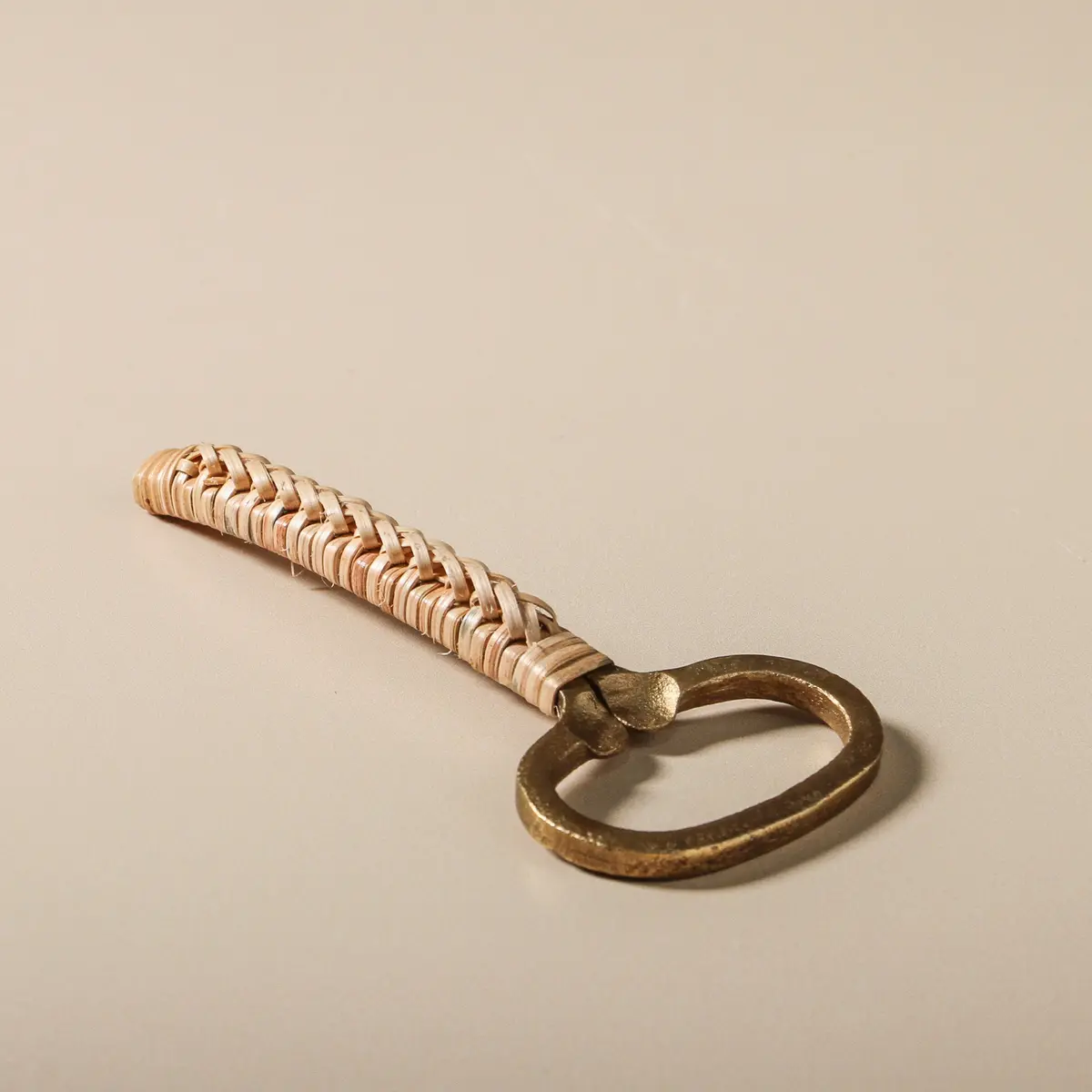 Oliver Bottle Opener 1