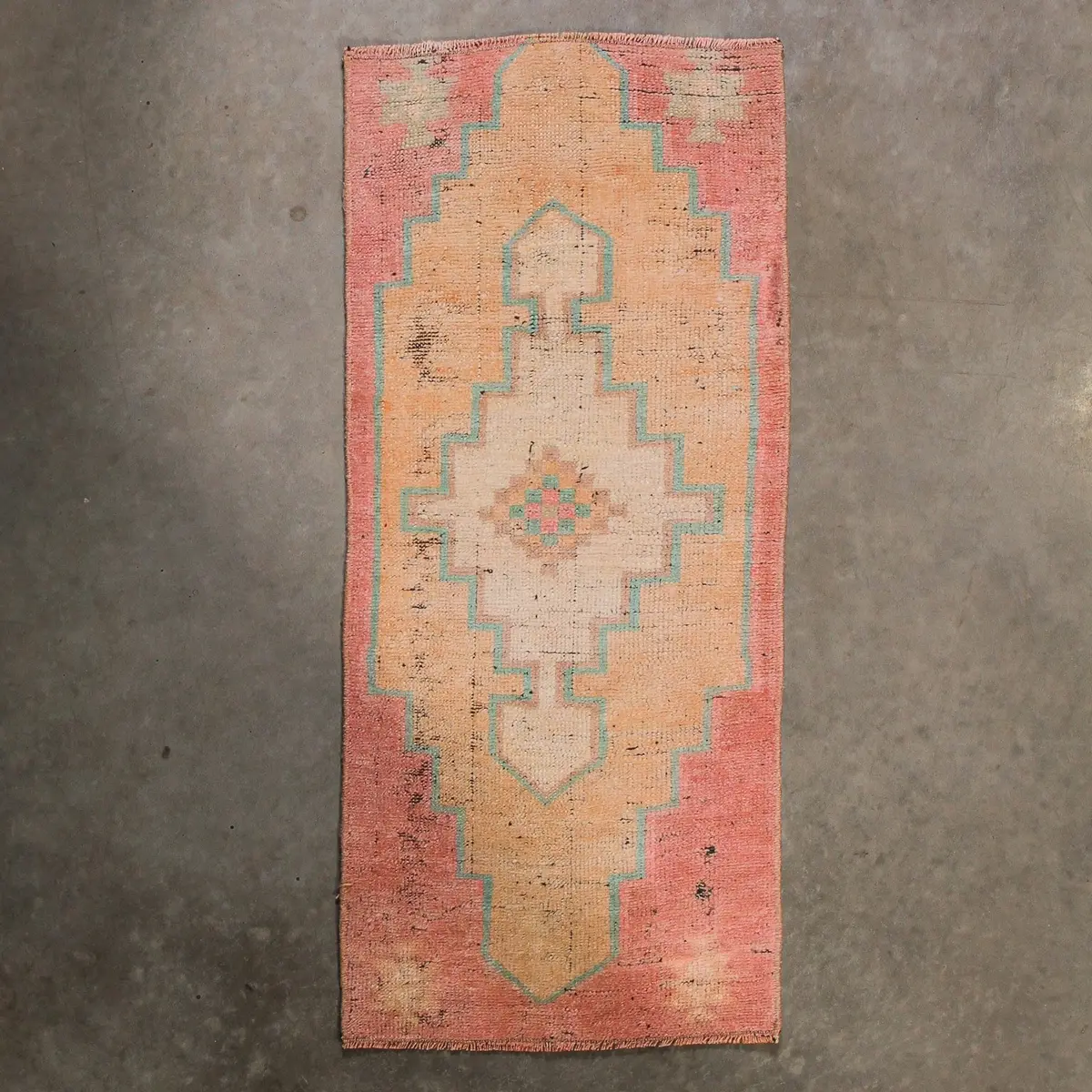 Ova Vintage Anatolian Accent Rug 1