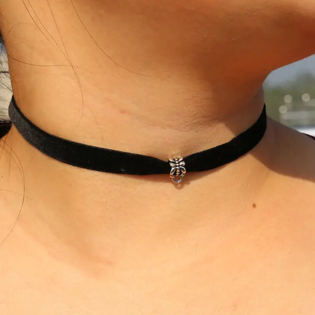 Gothic Lolita Punk Triangle Choker Necklace Black Velvet Steampunk Tattoo Necklaces Torques Jewellery Clavicle Colar Bijoux Hot 2