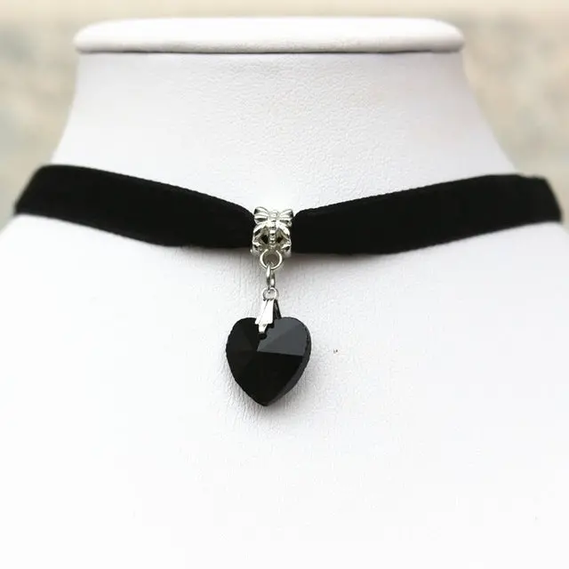 Gothic Lolita Punk Triangle Choker Necklace Black Velvet Steampunk Tattoo Necklaces Torques Jewellery Clavicle Colar Bijoux Hot 8