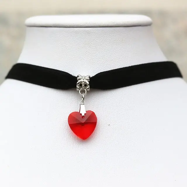 Gothic Lolita Punk Triangle Choker Necklace Black Velvet Steampunk Tattoo Necklaces Torques Jewellery Clavicle Colar Bijoux Hot 5
