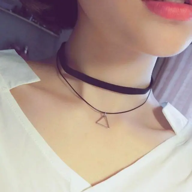 Gothic Lolita Punk Triangle Choker Necklace Black Velvet Steampunk Tattoo Necklaces Torques Jewellery Clavicle Colar Bijoux Hot 1