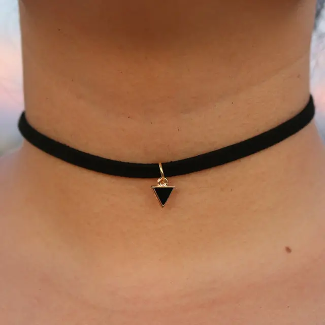 Gothic Lolita Punk Triangle Choker Necklace Black Velvet Steampunk Tattoo Necklaces Torques Jewellery Clavicle Colar Bijoux Hot 4