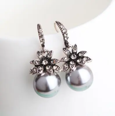 New Fashion Luxury Vintage Sun Flower Pearl Drop Earrings For Women Fine Jewelry Accessory Brincos High Quality Xy-E144 2