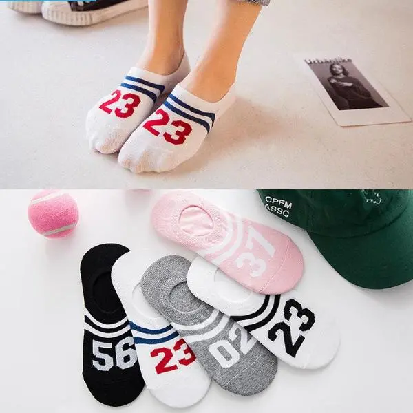 Invisible Stripe Motion Socks 1