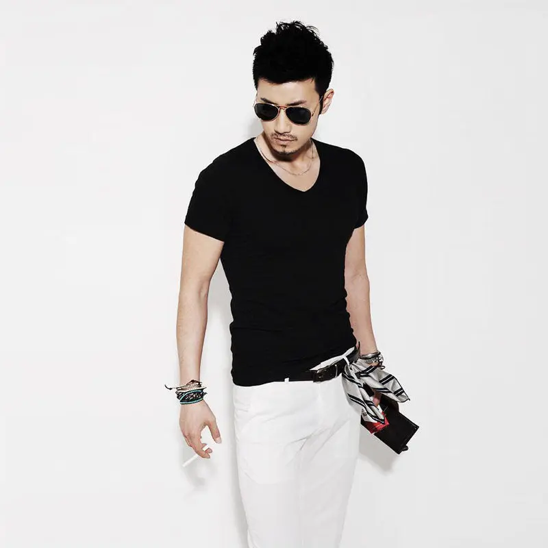 New Spring Summer Fashion Men T Shirt Slim Fit Cotton V Neck Man Short Sleeve Tops Shirt Casual T-Shirt Tops Hot Male Blusas 1