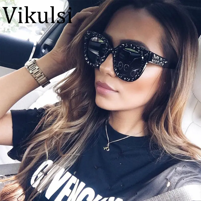2018 Luxury Italian Brand Sunglasses Women Crystal Square Sunglasses Mirror Retro Full Star Sun Glasses Female Black Grey Shades 1