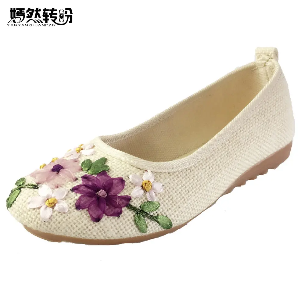 Vintage Embroidered Women Flats Flower Slip On Cotton Fabric Linen Comfortable Old Peking Ballerina Flat Shoes Sapato Feminino 1