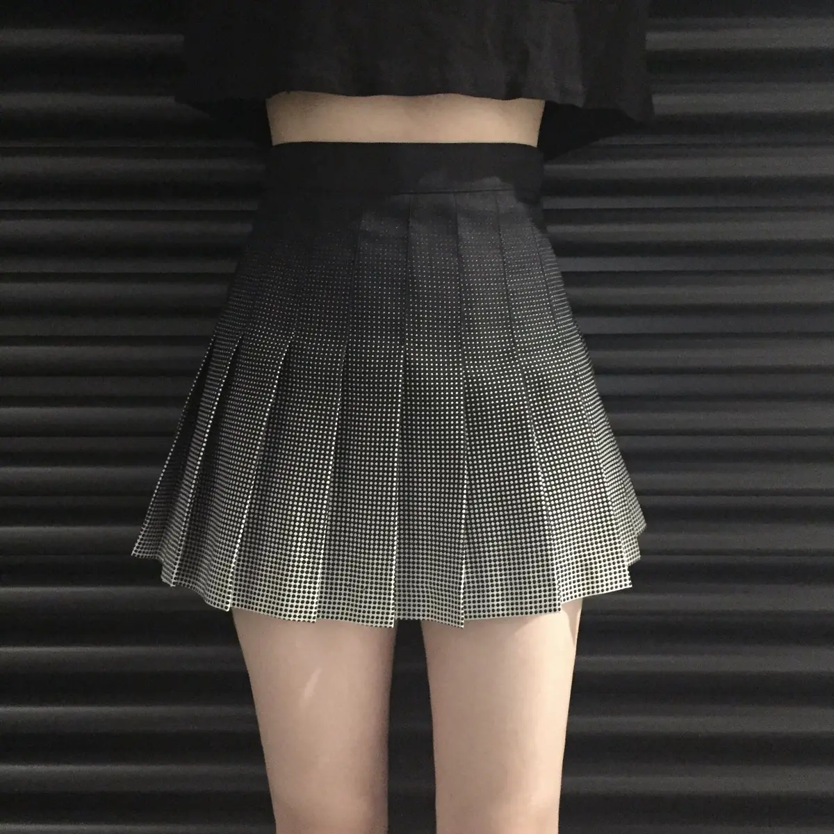 Harajuku Solar 2018 Women Autumn Summer Gradually Printed Plaid High Waist Vintage Skirts Black Preppy Style Pleated Skirts 1