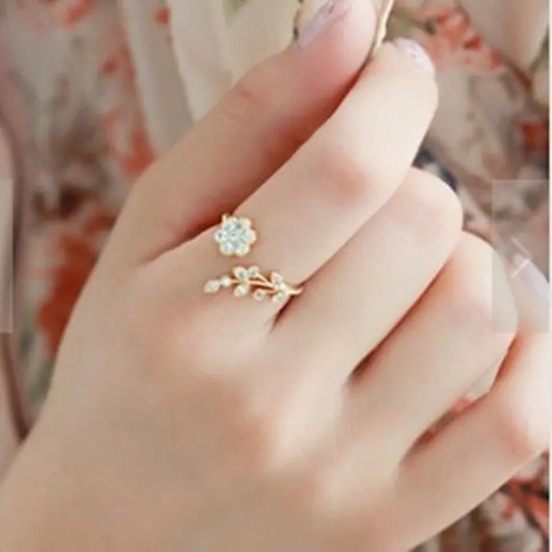 European And American Minimalist Fashion Crystal Zircon  Male And Female Tail Ring Ring Temperament 1