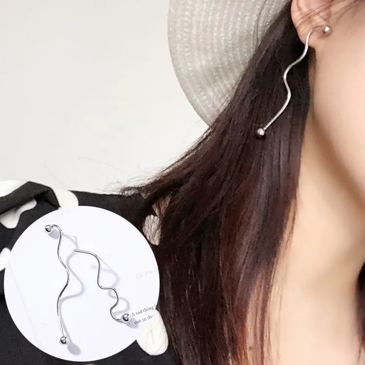 2018 Korean Fashion Artsy Gold/Silver Asymmetric Wave Shape Stud Earrings Geometric Long Earring For Women Girls Jewelry Bijoux 1