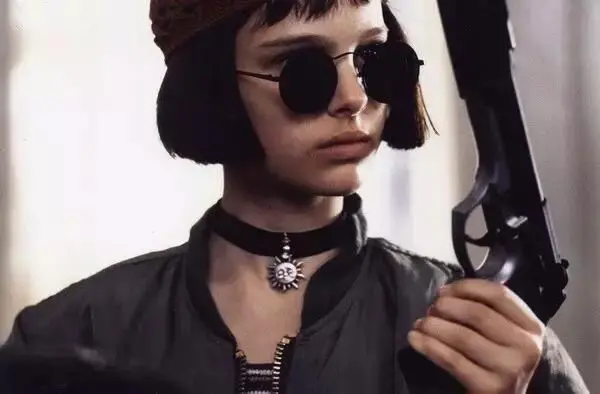 Handmade Hot Selling Vintage Stretch Tattoo Choker Necklace Gothic Punk Grunge Henna Elastic With Choker Pendant Necklaces 1