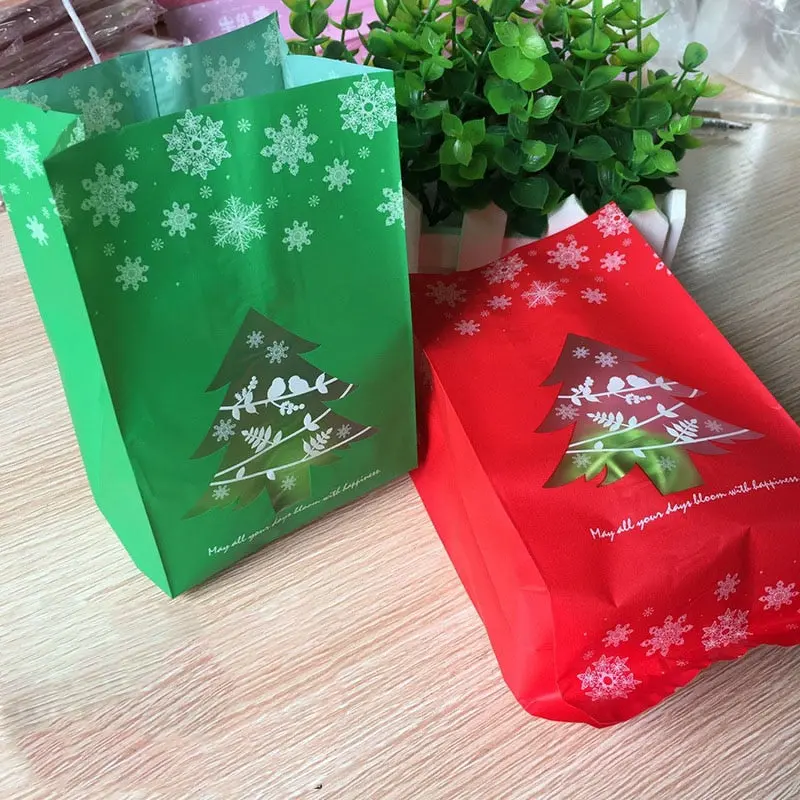 50Pcs Red/Green Christmas Gift Bags Candy Box With Snowflake Xmas Dessert Cookie Bags Christmas Decorations For Home 1