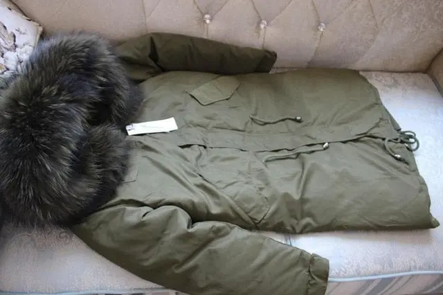 Winter Jacket Women 2018 Large Real Raccoon Fur Hooded White Duck Down Jacket Thick Warm Loose Female Parkas Women Winter Coat 7