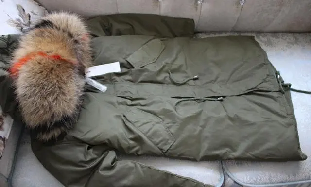 Winter Jacket Women 2018 Large Real Raccoon Fur Hooded White Duck Down Jacket Thick Warm Loose Female Parkas Women Winter Coat 8