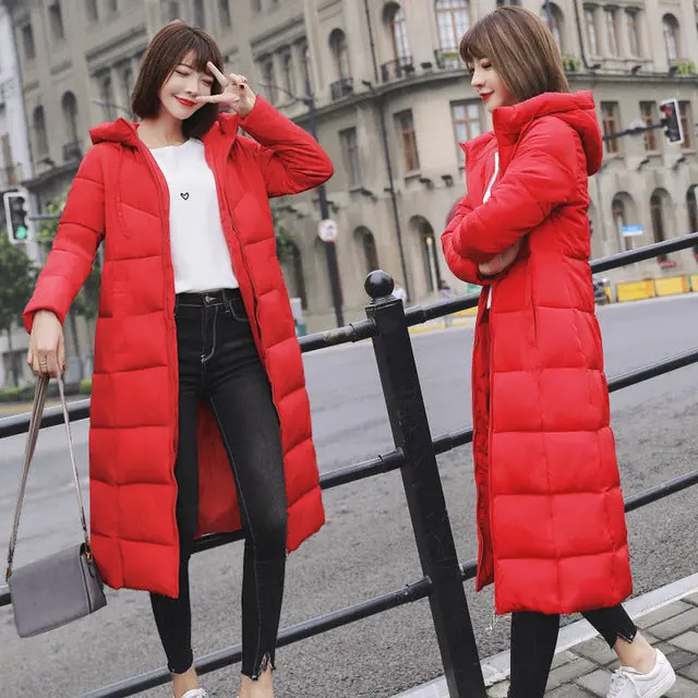 Stylish plus size long down parka featuring a cozy hood, premium insulation, and modern design—ideal for cold autumn and winter days. - Image 3