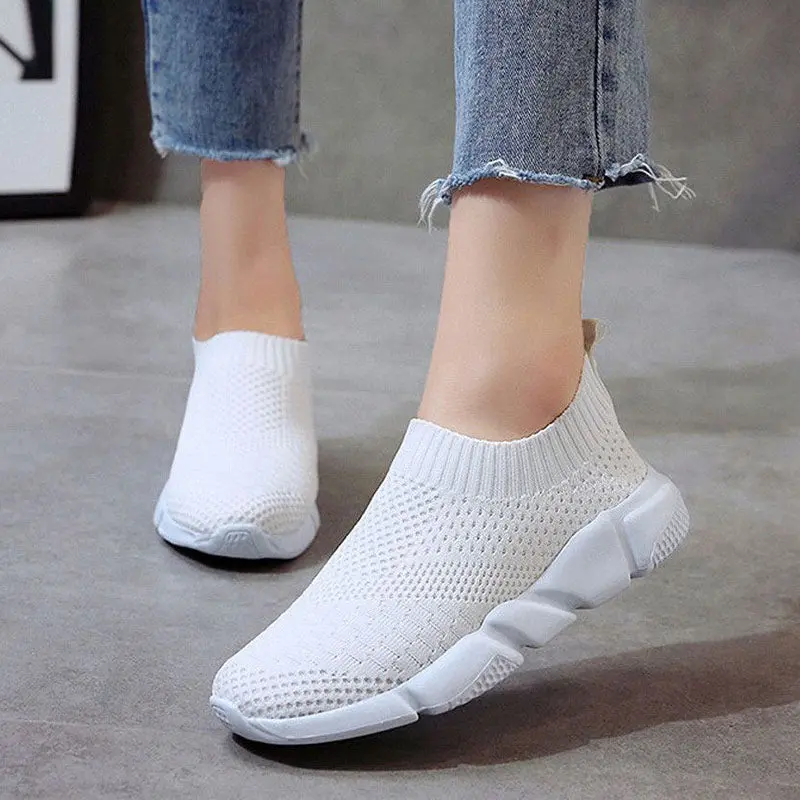 Women Shoes 2019 New Flyknit Sneakers Women Breathable Slip On Flat Shoes Soft Bottom White Sneakers Casual Women Flats Krasovki 1