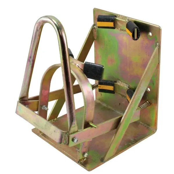 Fire Extinguisher Quick Release Bracket 1